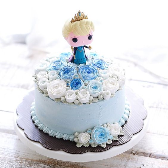 Bolo de hoje tema Maquiagem, - Lica Doces Cake Designer